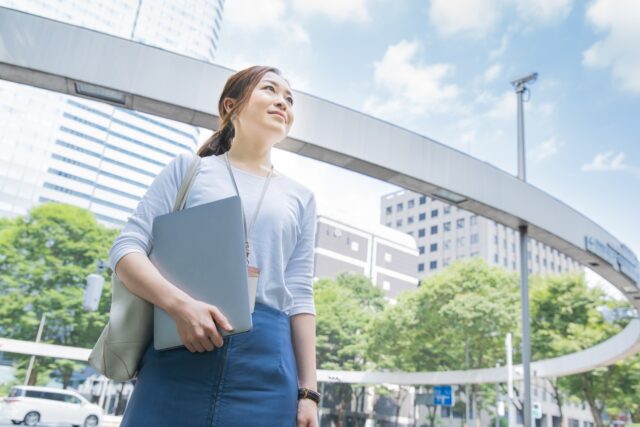 女性　資産運用